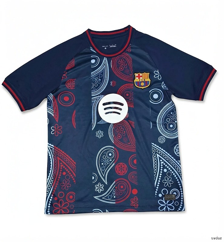 Blue T-shirt with Tokyo Ghoul print in trendy style