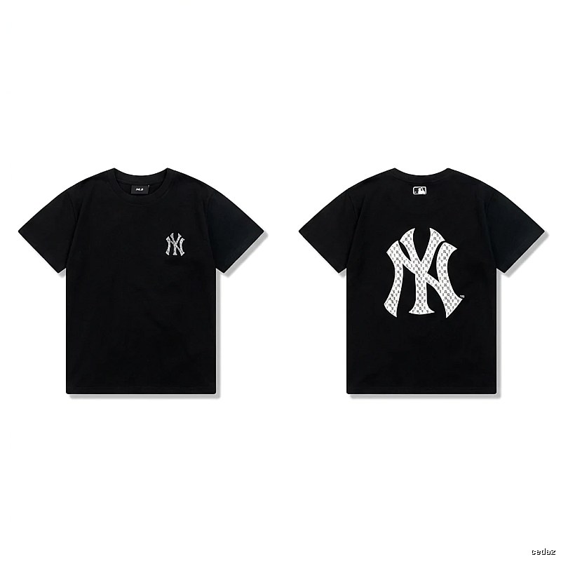 Classic black T-shirt of MLB