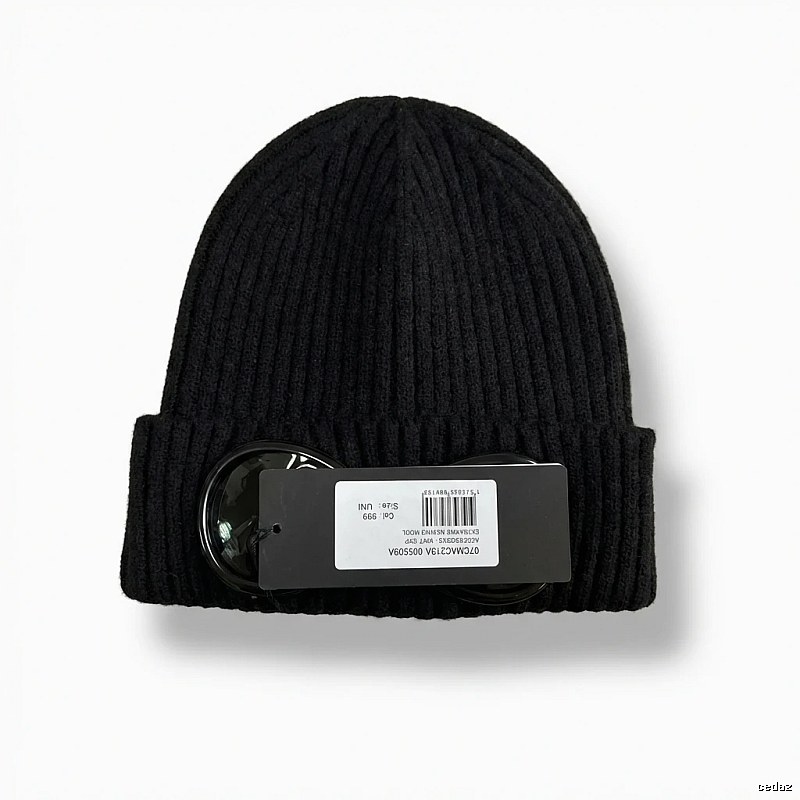 C.P. Simple Black Knitted Hat