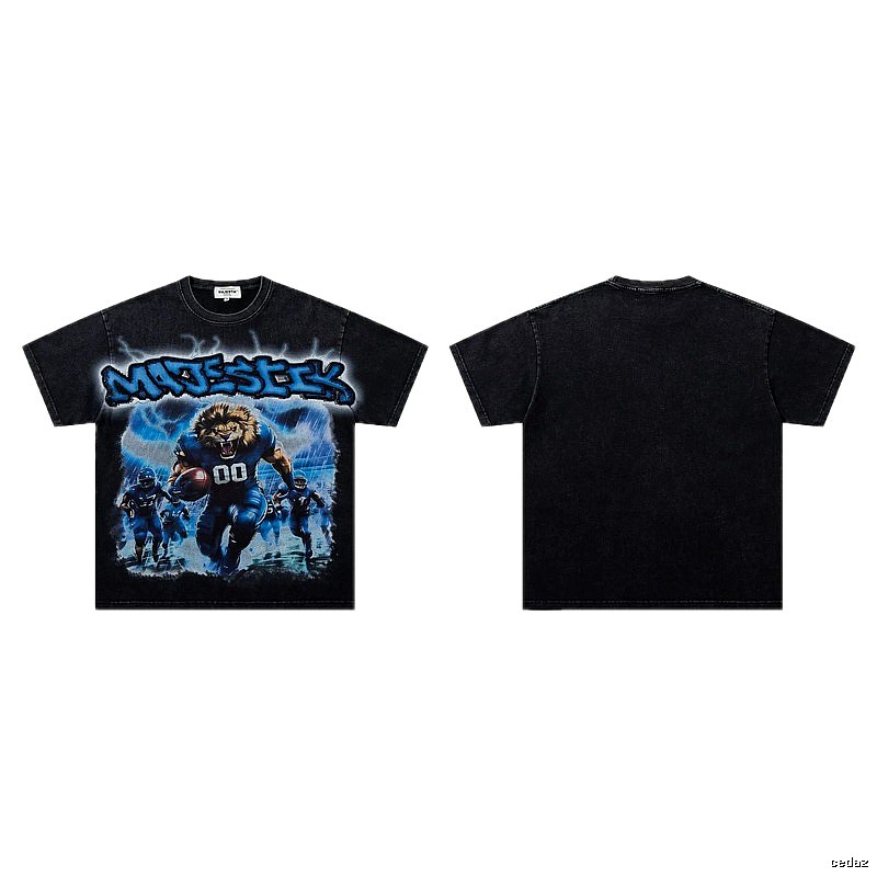 MAJESTIK Lion Head Rugby American Retro Black T-Shirt