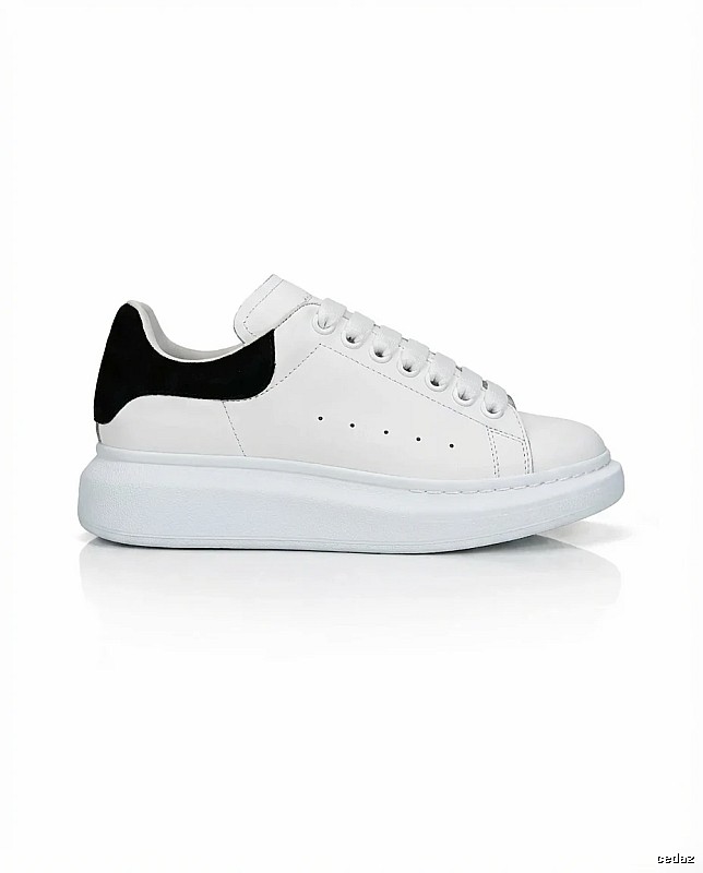 McQueen black and white thick-soled sports shoes