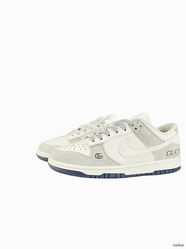 Nike Dunk Co-branded White and Grey Sports Shoes
