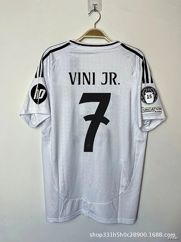 Real Madrid Daily Bellingham #5 soccer jersey White Real Madrid for City Outfits