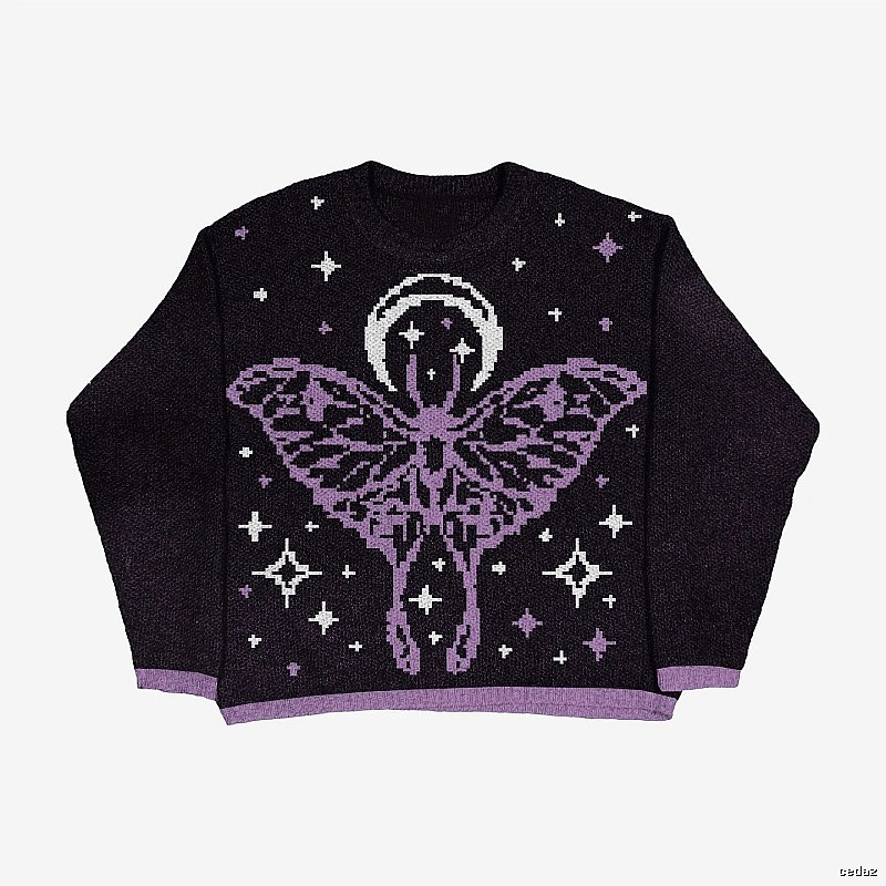 Streetwear Anime graphic sweater Black Knit Top with Logo Accent