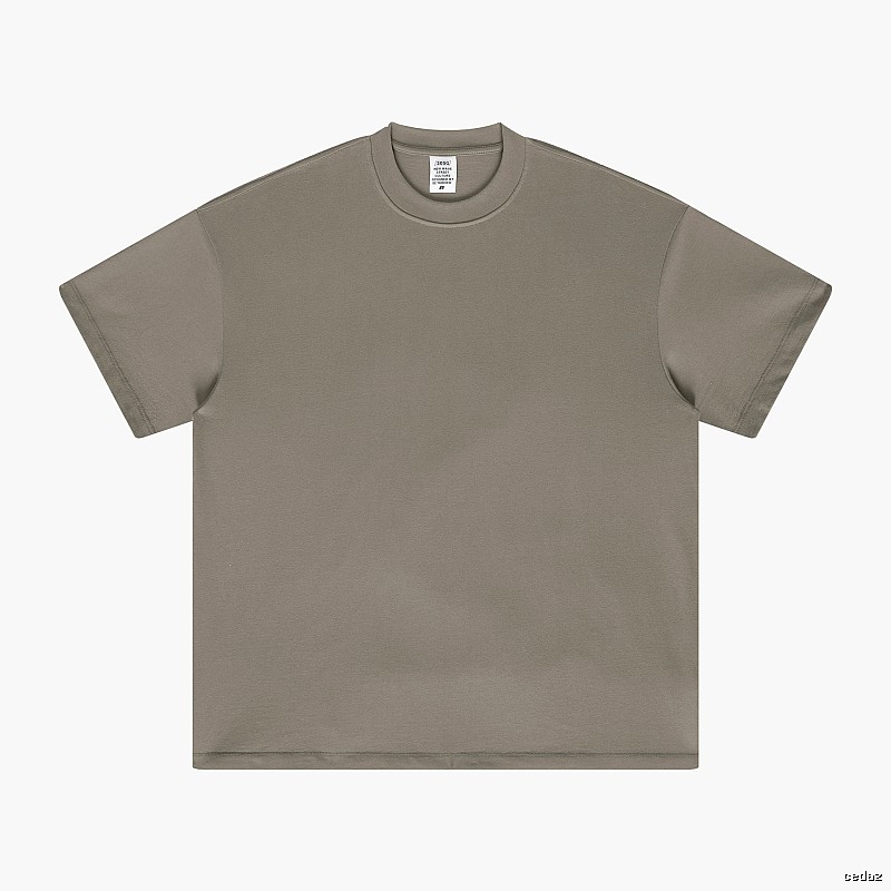 Streetwear Plain white T-shirt Minimal White Short with Logo Accent