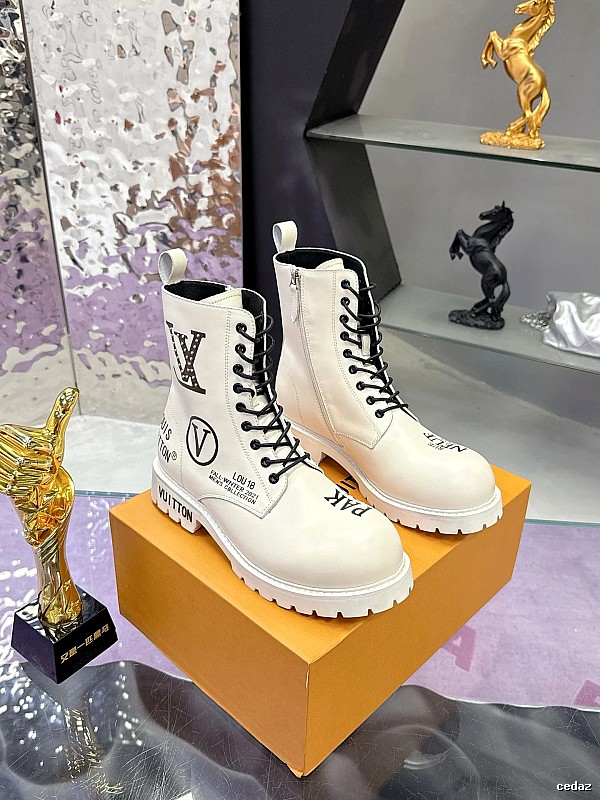 White Lace-up Boot Louis Vuitton White Combat Boot for Photo Ready Styling